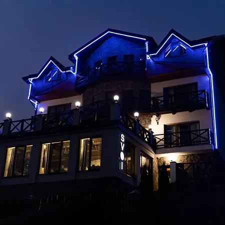 Hotell Svoi Paljanyjtsja